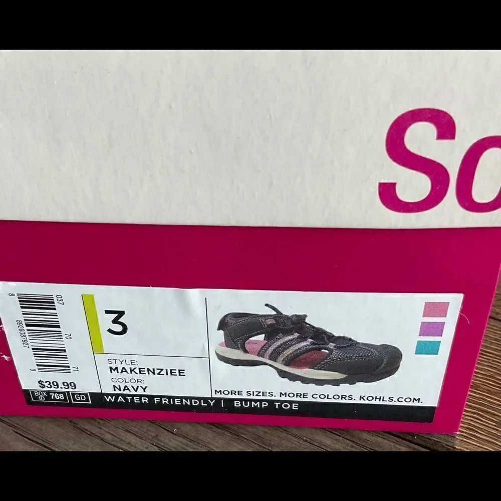SO Girls Size 3 Makenziee Sandals Water Friendly